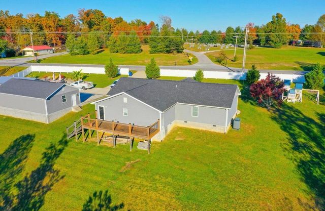 6153 N US Hwy 25, East Bernstadt, KY 40729
