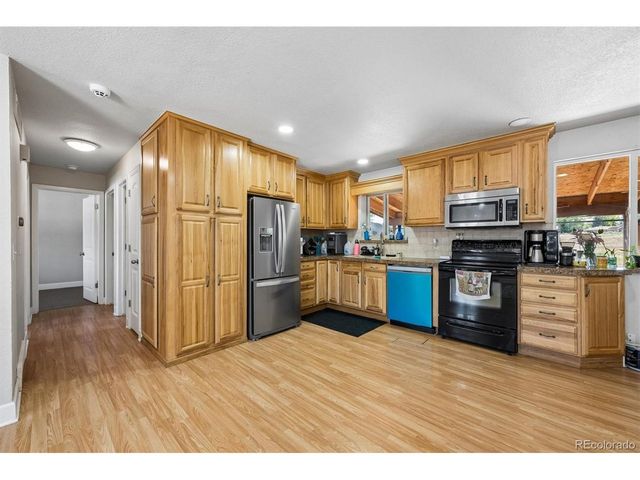 5690 W 79th Ave, Arvada, CO 80003