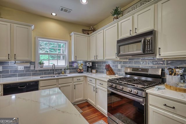 924 Buckhorn Bend, Locust Grove, GA 30248