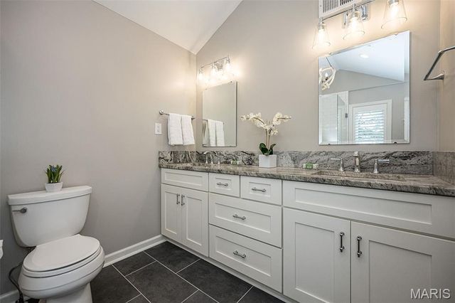 59 Pointer Lane, Ladue, MO 63124