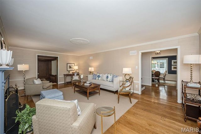 59 Pointer Lane, Ladue, MO 63124