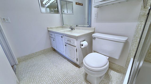 3082 Oakridge U, Deerfield Beach, FL 33442