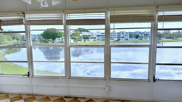 3082 Oakridge U, Deerfield Beach, FL 33442