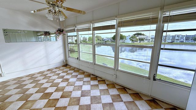 3082 Oakridge U, Deerfield Beach, FL 33442