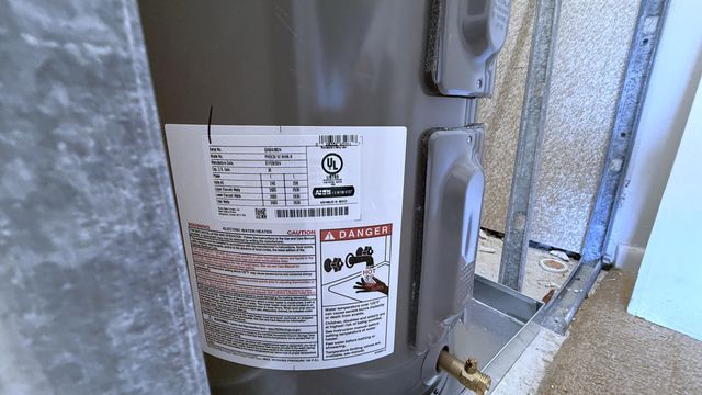 3082 Oakridge U, Deerfield Beach, FL 33442