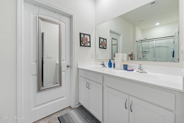 8865 Mary Frances Drive, Southaven, MS 38671