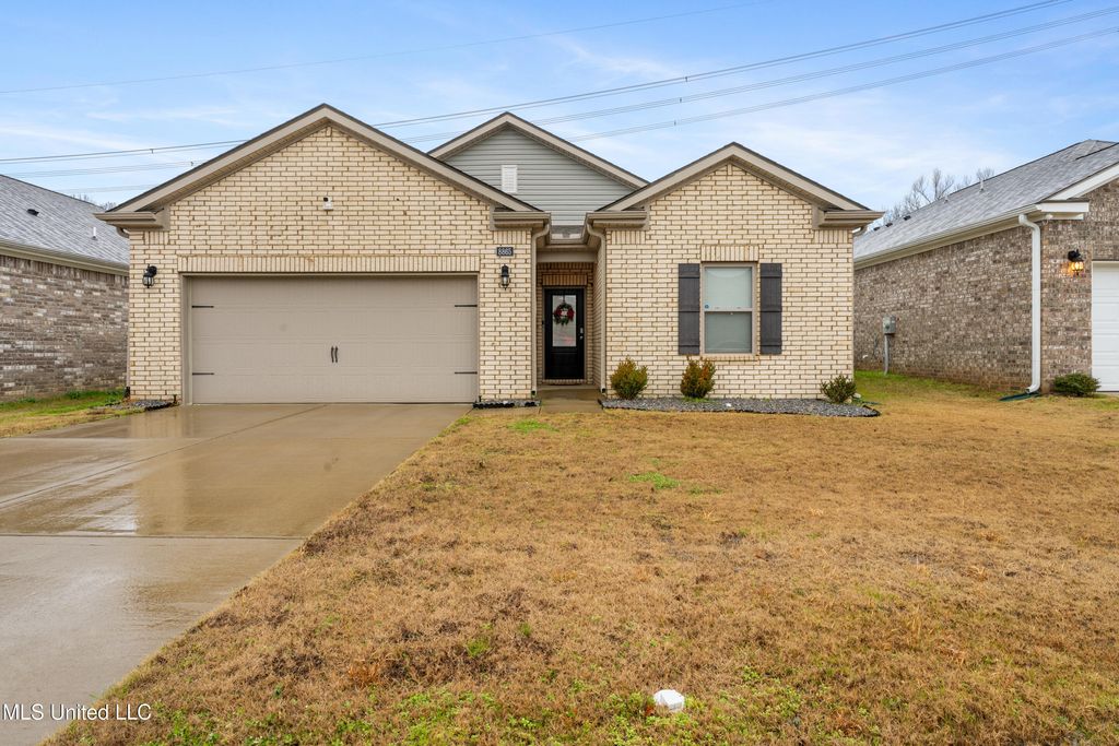 8865 Mary Frances Drive, Southaven, MS 38671