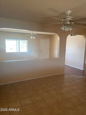 7965 W MONTECITO Avenue, Phoenix, AZ 85033
