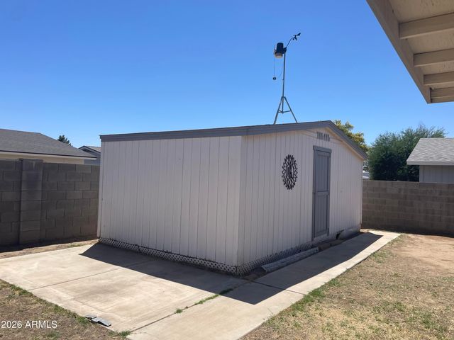 7965 W MONTECITO Avenue, Phoenix, AZ 85033