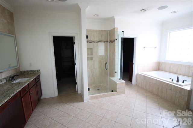 2543 Snap Dragon Drive, Harrisburg, NC 28075