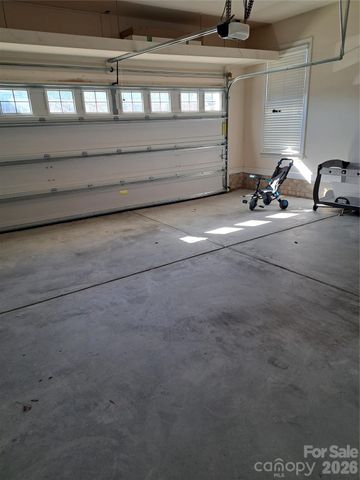 2543 Snap Dragon Drive, Harrisburg, NC 28075