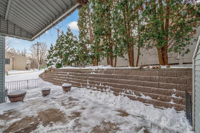 3808 Foss Road 1, Saint Anthony, MN 55421