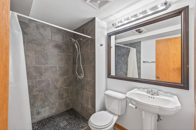 3808 Foss Road 1, Saint Anthony, MN 55421