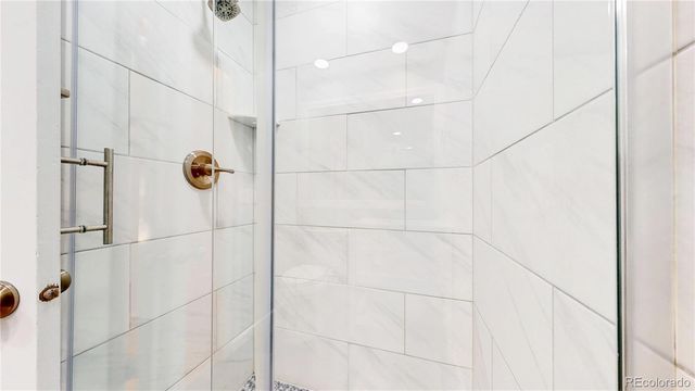 2946 S Moline Place, Aurora, CO 80014