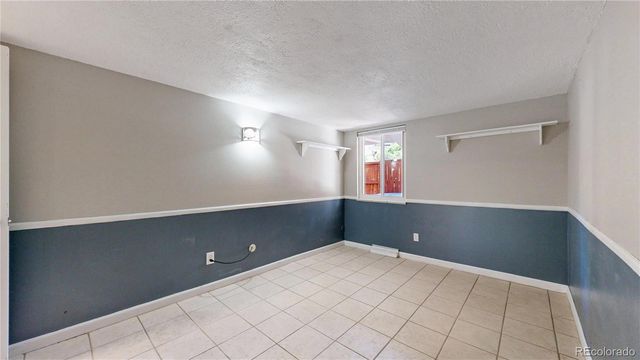 2946 S Moline Place, Aurora, CO 80014