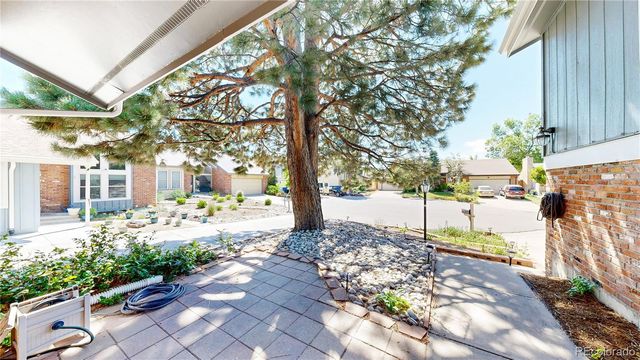 2946 S Moline Place, Aurora, CO 80014