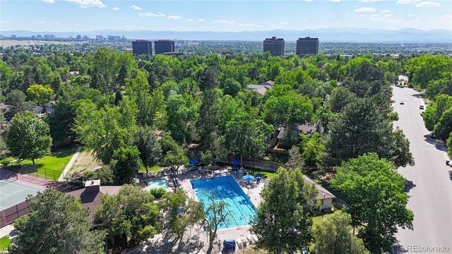 2946 S Moline Place, Aurora, CO 80014