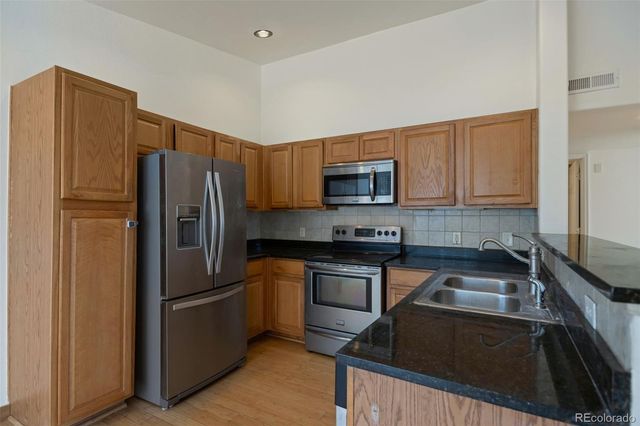 10091 E Carolina Drive 202, Aurora, CO 80247