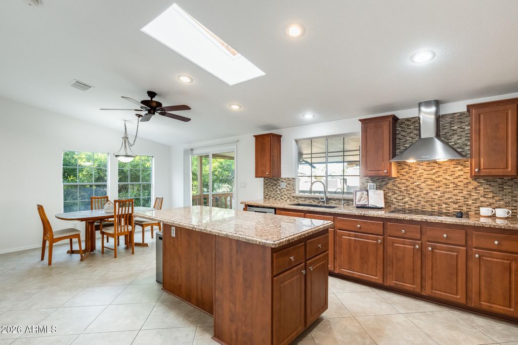 Image 1 of property listing at 7373 E US HIGHWAY 60 -- 128, Gold Canyon, AZ 85118