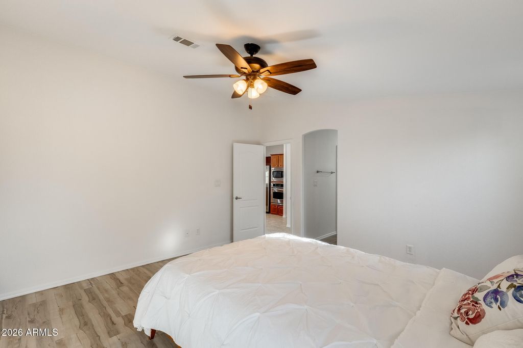 Image 9 of property listing at 7373 E US HIGHWAY 60 -- 128, Gold Canyon, AZ 85118