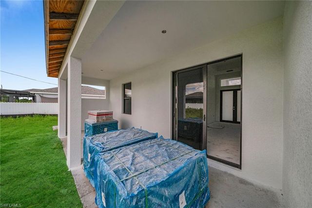 513 NE 15th TER, Cape Coral, FL 33909