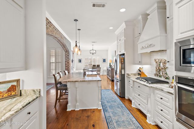 154 Grayhawk Drive, Madison, MS 39110