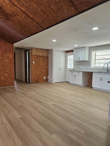 19352 Acorn Hill Drive, Conroe, TX 77302