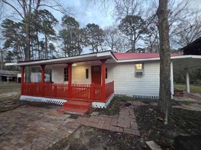 19352 Acorn Hill Drive, Conroe, TX 77302