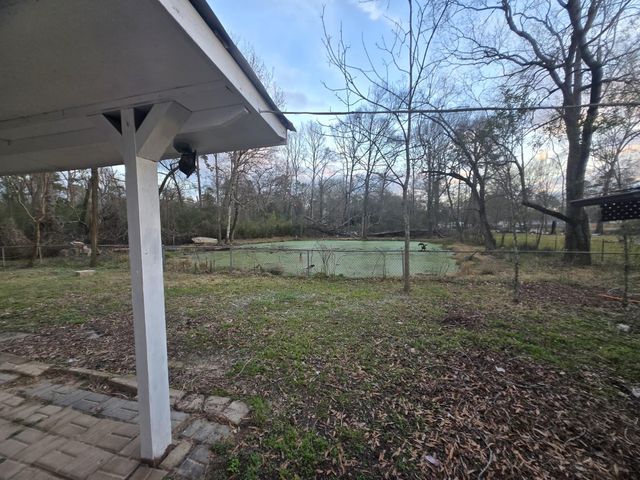 19352 Acorn Hill Drive, Conroe, TX 77302