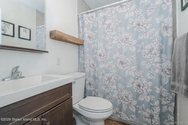 62 Arnold Street, Staten Island, NY 10301