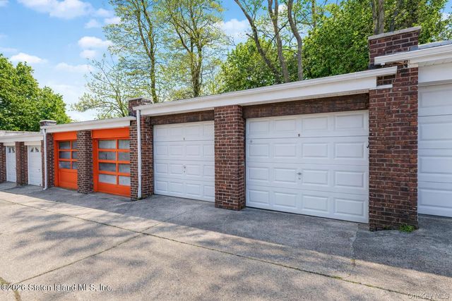 62 Arnold Street, Staten Island, NY 10301