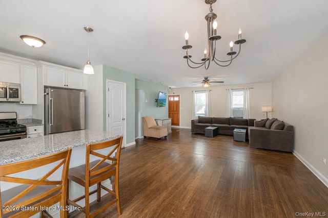 62 Arnold Street, Staten Island, NY 10301