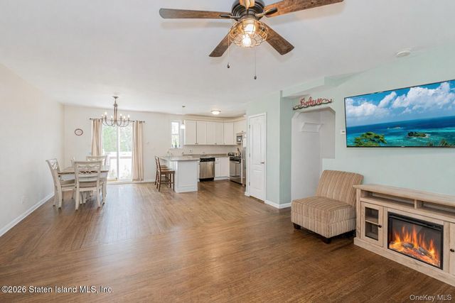 62 Arnold Street, Staten Island, NY 10301