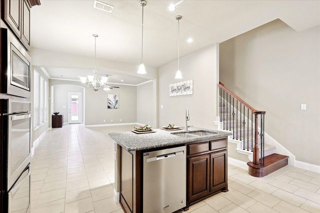 4332 Old Grove Way, Fort Worth, TX 76244