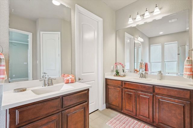 4332 Old Grove Way, Fort Worth, TX 76244