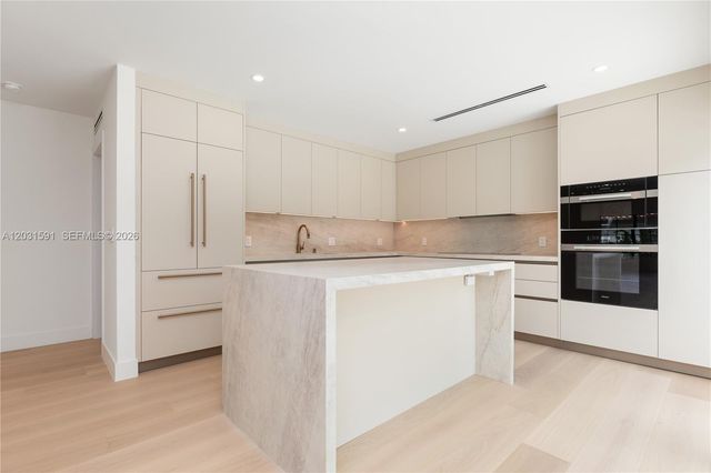 118 Sarto Avenue, Coral Gables, FL 33134