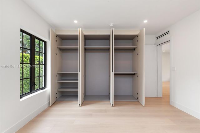 118 Sarto Avenue, Coral Gables, FL 33134