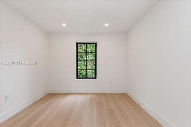 118 Sarto Avenue, Coral Gables, FL 33134