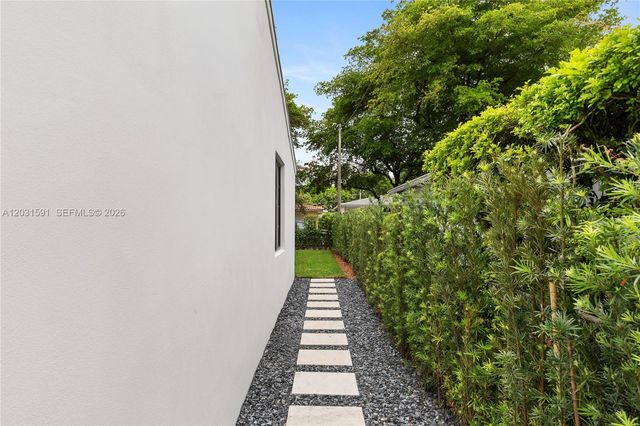 118 Sarto Avenue, Coral Gables, FL 33134