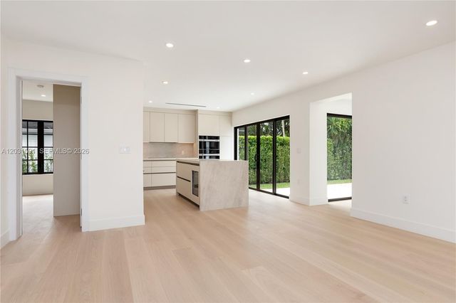 118 Sarto Avenue, Coral Gables, FL 33134