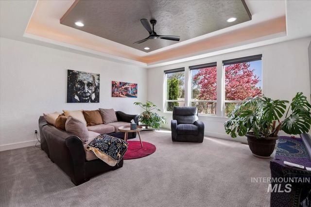 8833 E Hyacinth St, Nampa, ID 83687