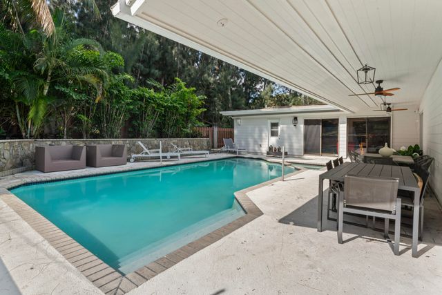 50 NW 5TH Avenue, Boca Raton, FL 33432