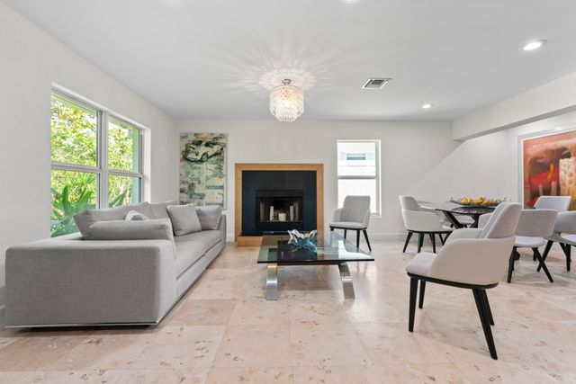 50 NW 5TH Avenue, Boca Raton, FL 33432