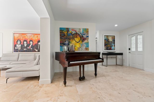 50 NW 5TH Avenue, Boca Raton, FL 33432