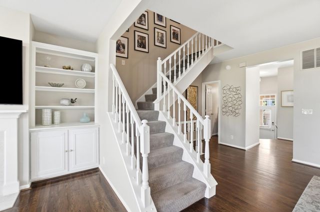 542 Fincastle Lane, Fort Wright, KY 41011