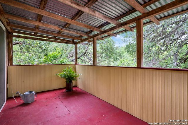 18111 Lake Shore, Helotes, TX 78023