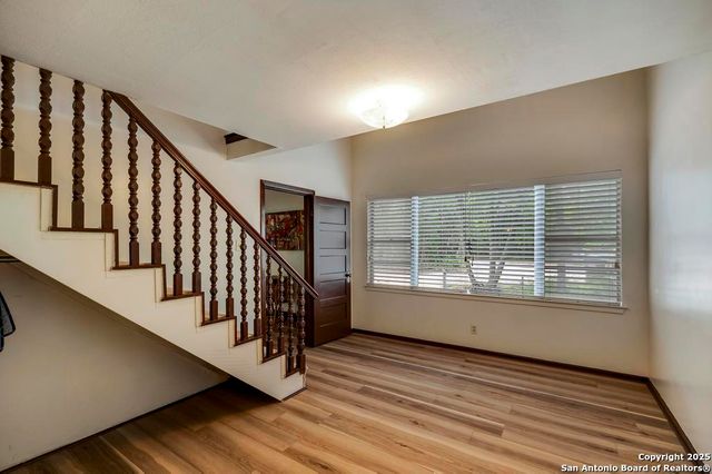 18111 Lake Shore, Helotes, TX 78023