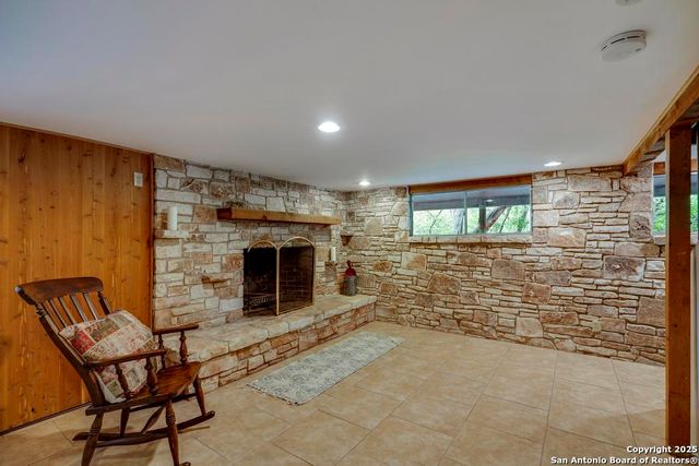 18111 Lake Shore, Helotes, TX 78023