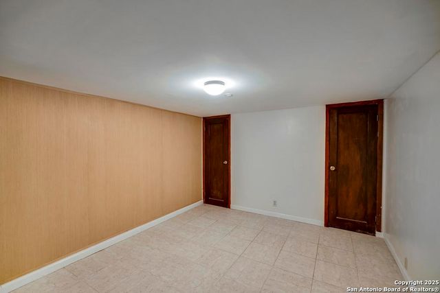 18111 Lake Shore, Helotes, TX 78023