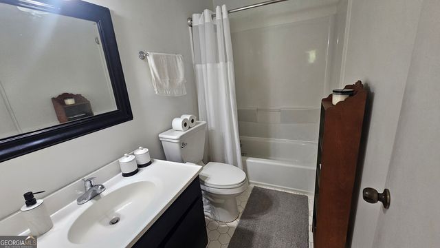810 Willow Creek Drive, Macon, GA 31204